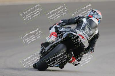 media/Dec-17-2022-SoCal Trackdays (Sat) [[224abd9271]]/Turn 10 Backside (120pm)/